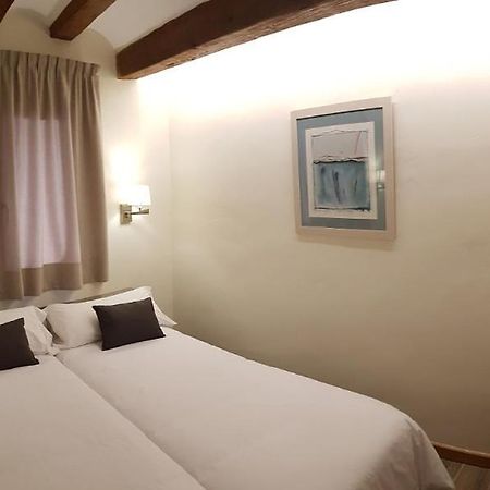 Casa Gabalda Apartamentos Valderrobres Luaran gambar
