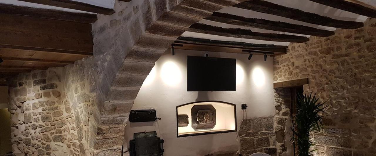 Casa Gabalda Apartamentos Valderrobres Luaran gambar