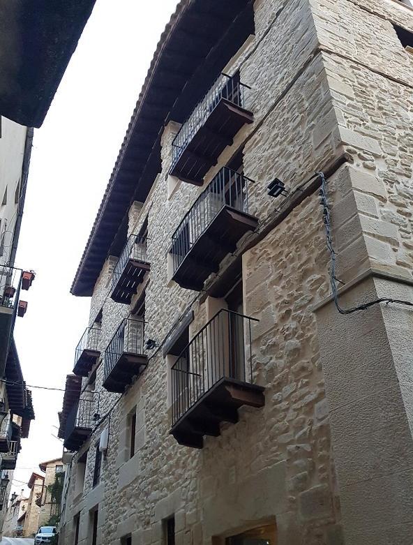 Casa Gabalda Apartamentos Valderrobres Luaran gambar