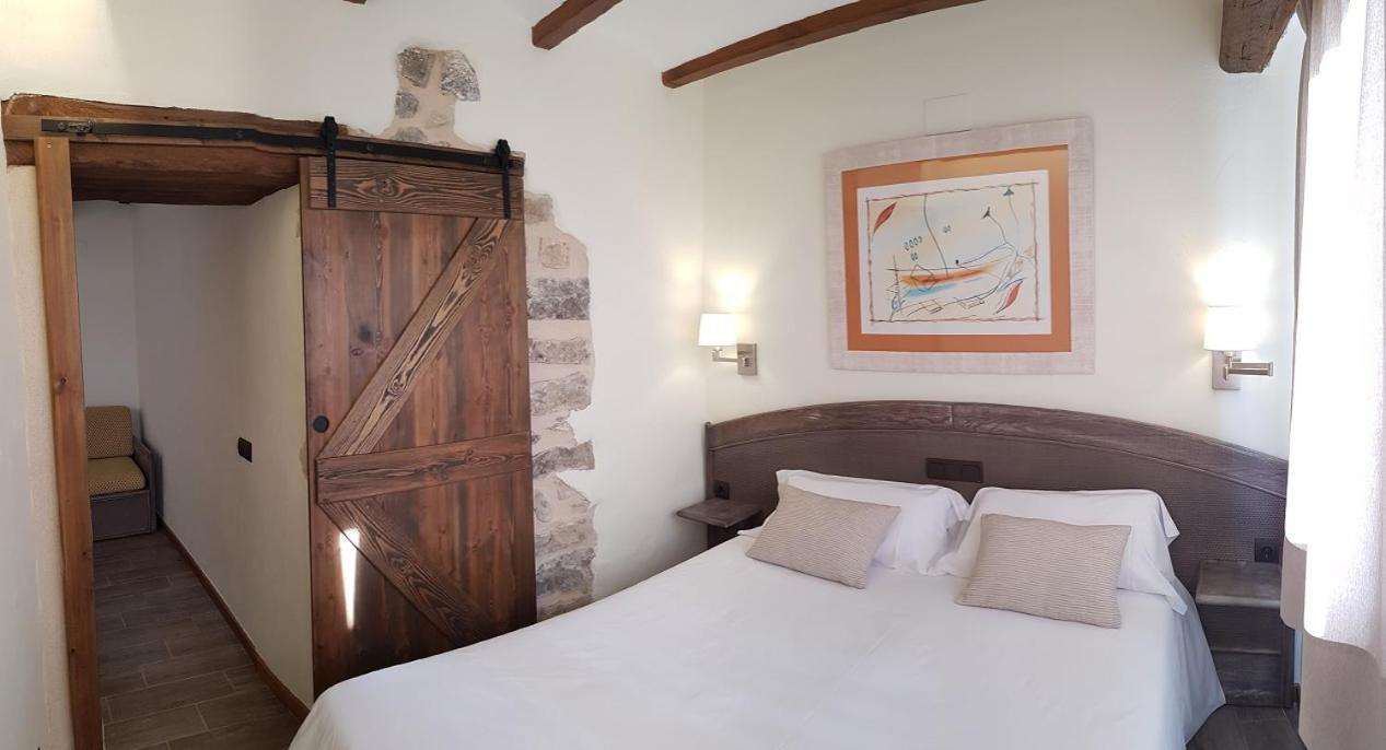 Casa Gabalda Apartamentos Valderrobres Luaran gambar