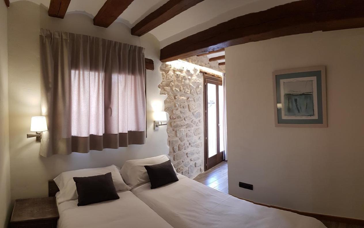 Casa Gabalda Apartamentos Valderrobres Luaran gambar