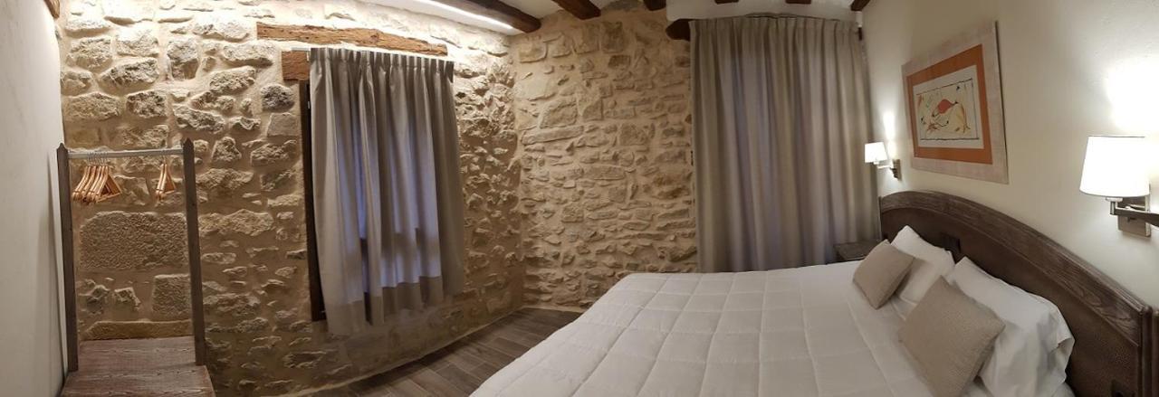 Casa Gabalda Apartamentos Valderrobres Luaran gambar