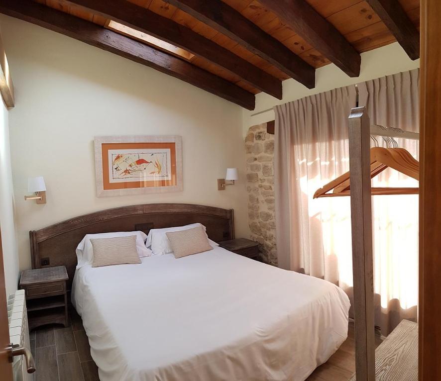 Casa Gabalda Apartamentos Valderrobres Luaran gambar